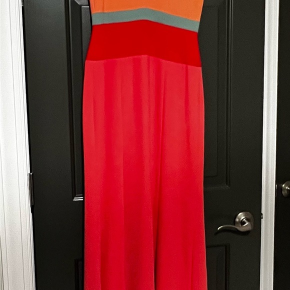 Maxi reef combo formal or semi formal - Picture 2 of 4